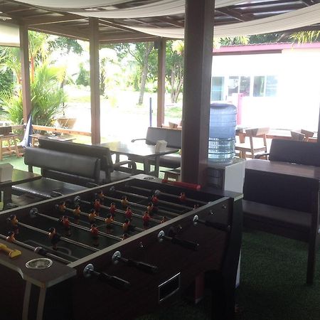 Hotel Check In And Chill Out Ban Laem Sok Exterior foto