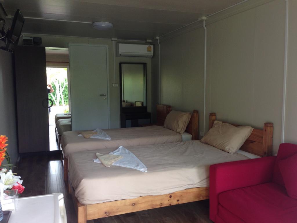 Hotel Check In And Chill Out Ban Laem Sok Exterior foto